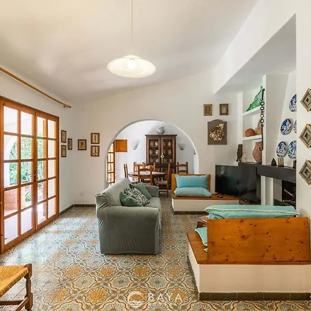 Atzeni - Terrace, Two Patios & Lush Garden * Notteri