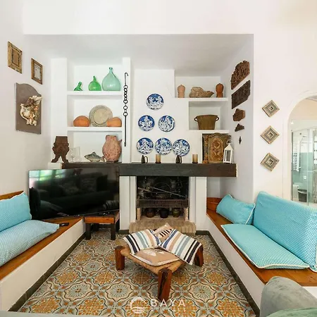 Atzeni - Terrace, Two Patios & Lush Garden *